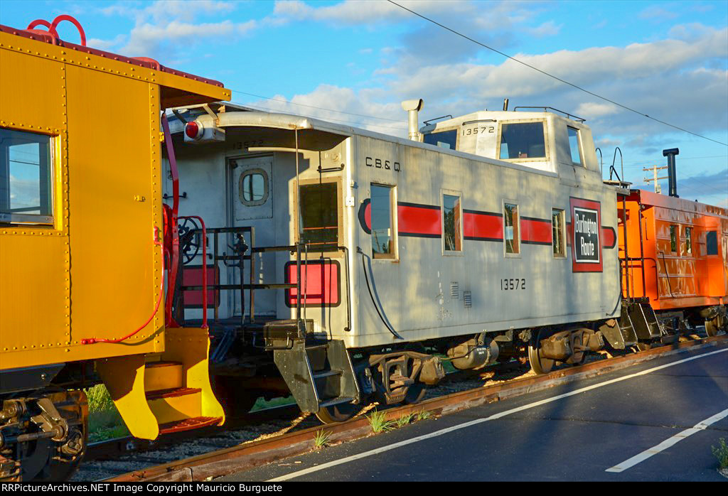 Chicago Burlington & Quincy Steel Caboose 